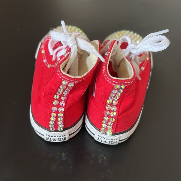 Converse: Blinged out Converse All Stars. High top. Kids size 9. - Picture 4 of 6